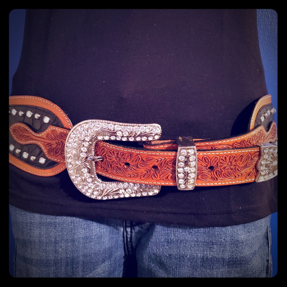 Big bling hand tooled wrap belt, blk croc print